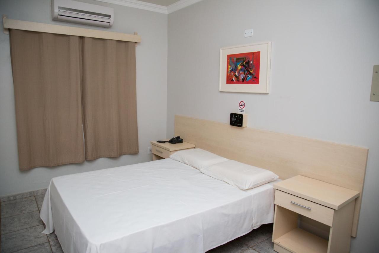 Itamaraty Plaza Hotel Nova Andradina Ngoại thất bức ảnh